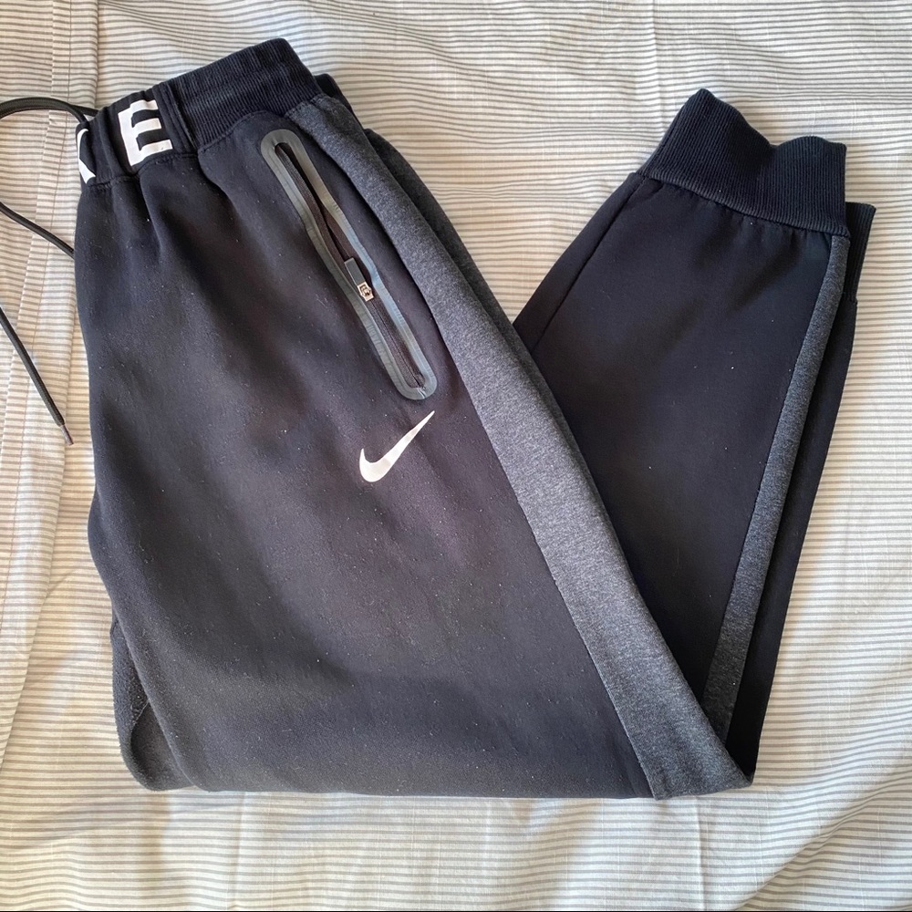 Nike Joggers